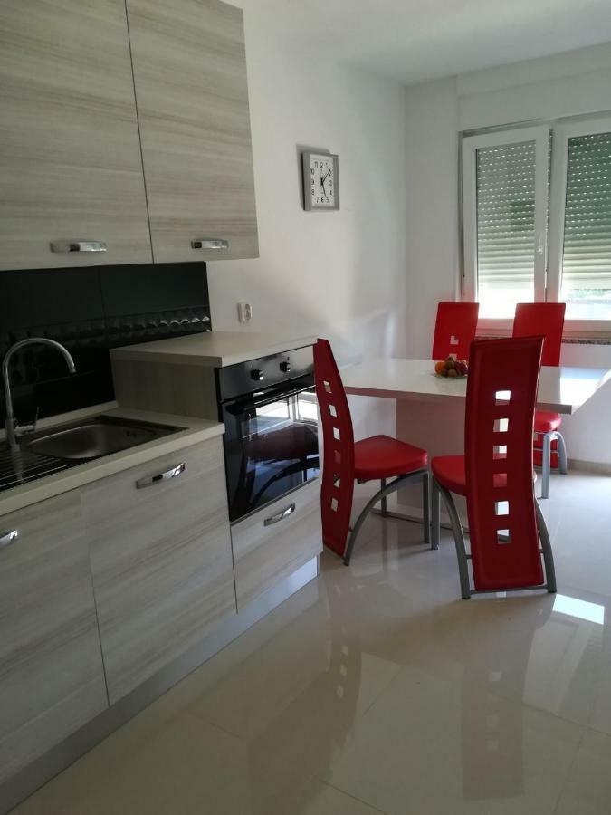 Apartman Tonika Пула Экстерьер фото